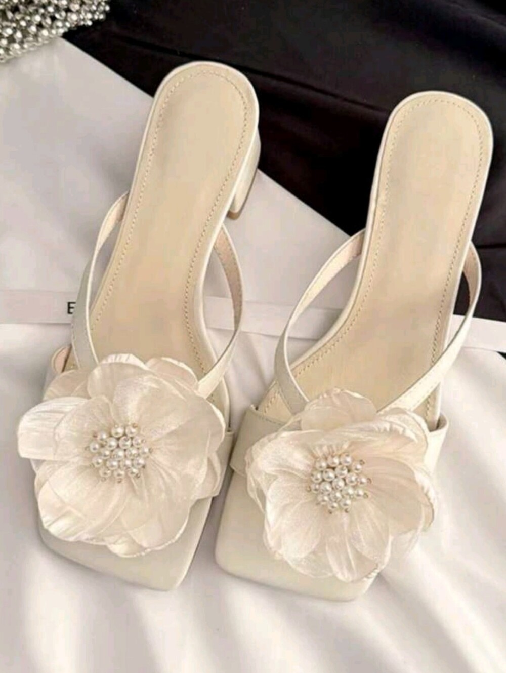 French Thick Heel Pearl Flower Decor Toe Ring Slide Sandals, Slide-On Mules